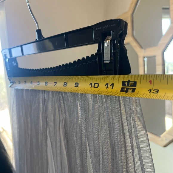 Elegant Sheer Gray Skirt - Picture 6 of 9